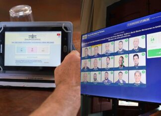 Câmara de Mariana estreia novo sistema eletrônico de votação Câmara de Mariana estreia novo sistema eletrônico de votação