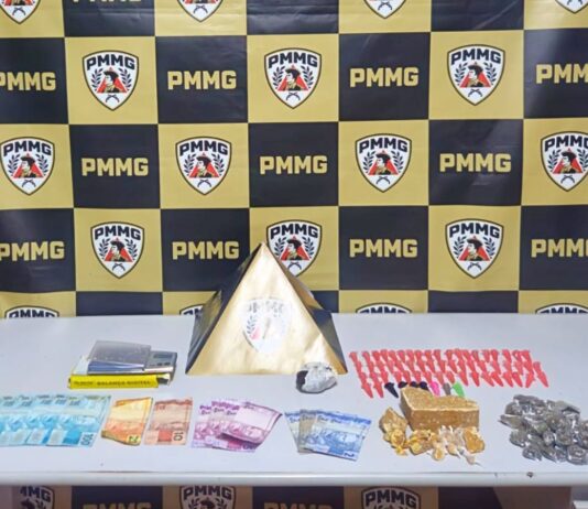 Ouro Preto: homem é preso com crack, skank, 42 munições e mais de R$ 1.800 Ouro Preto: homem é preso com crack, skank, 42 munições e R$ 1.858 reais em dinheiro