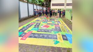 Itabirito: jogo interativo da GCM leva conscientização sobre trânsito a alunos da Escola Henrique Michel
