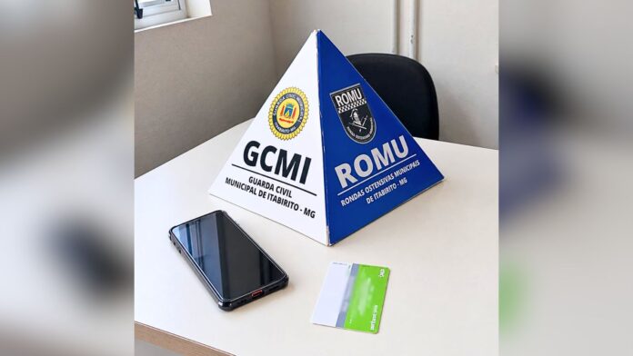 Homem é preso pela GCM após furtar celular dentro da UPA de Itabirito