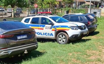 Itabirito: aluna de 17 anos acusa professor de ameaça e humilhação dentro da Escola Industrial Itabirito: aluna de 17 anos acusa professor de ameaça e humilhação dentro da Escola Industrial
