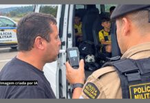BR-356, Itabirito: condutor de van com crianças de time de futebol vindo de Mariana é pego no bafômetro BR-356, Itabirito: condutor de van com crianças de time de futebol, vindo de Mariana, é pego no bafômetro