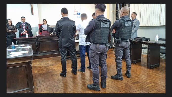 Briga que começou em bar de Itabirito termina no Tribunal do Júri após 1 ano de prisão Briga que começou em bar de Itabirito termina no Tribunal do Júri após 1 ano de prisão