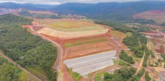Barragem da Vale em Mariana tem risco elevado após problemas em taludes Barragem da Vale em Mariana tem risco elevado após problemas em taludes