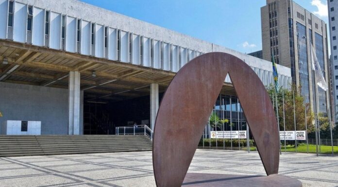 Renovação na Assembleia e Câmara será mínima