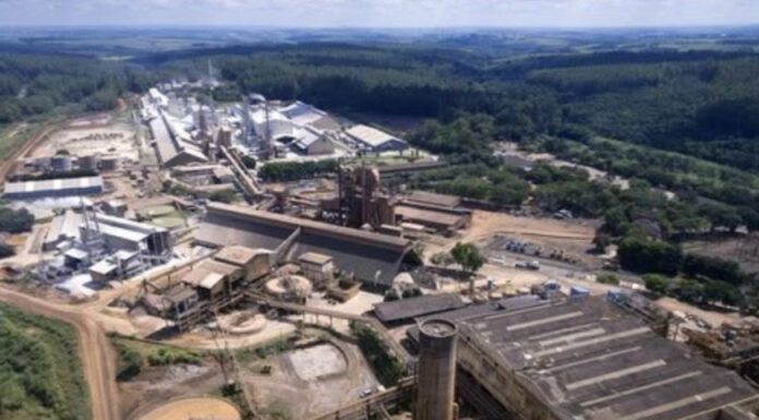 Guerra no Irã atrapalha município mineiro