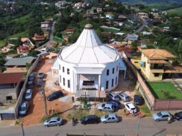 Procissão, carreata, shows e celebrações: Itabirito se prepara para Festa de Nossa Senhora Aparecida Com shows e programação religiosa, Itabirito se prepara para celebrar Nossa Senhora Aparecida