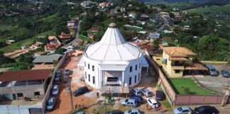 Procissão, carreata, shows e celebrações: Itabirito se prepara para Festa de Nossa Senhora Aparecida Com shows e programação religiosa, Itabirito se prepara para celebrar Nossa Senhora Aparecida