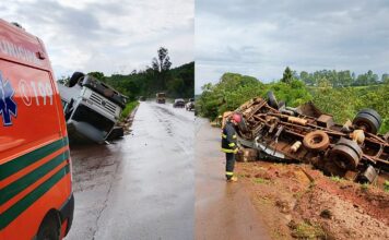 Caminhão carregado com papel higiênico tomba na BR-356, em Itabirito Caminhão carregado com papel higiênico tomba na BR-356, em Itabirito