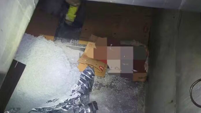 MG: funcionário morre após ficar preso em máquina de triturar gelo MG: funcionário morre após ficar preso em máquina de triturar gelo