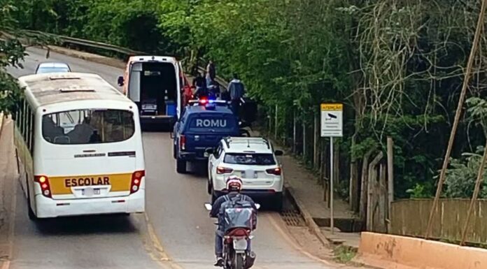 Itabirito: motociclista perde controle da direção e fica ferido perto da ponte entre Padre Adelmo e Padre Eustáquio Itabirito: motociclista perde controle da direção e fica ferido perto da ponte entre Padre Adelmo e Padre Eustáquio