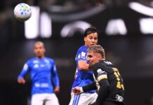 Na casa do rival, o Cruzeiro mostrou futebol Na casa do rival, o Cruzeiro mostrou futebol