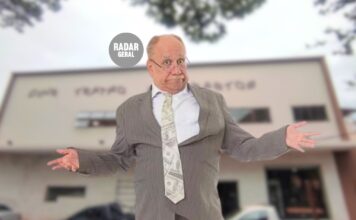 Saulo Laranjeira, conhecido por ‘A Praça é Nossa’, apresenta espetáculo em Itabirito Saulo Laranjeira, conhecido por ‘A Praça é Nossa’, apresenta espetáculo em Itabirito