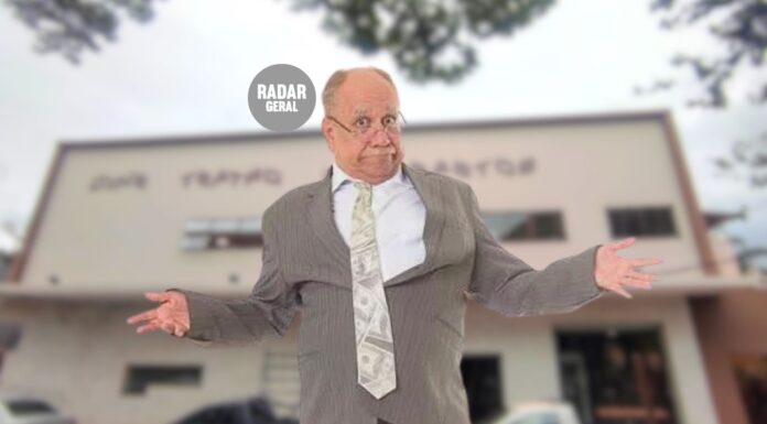 Saulo Laranjeira, conhecido por ‘A Praça é Nossa’, apresenta espetáculo em Itabirito Saulo Laranjeira, conhecido por ‘A Praça é Nossa’, apresenta espetáculo em Itabirito
