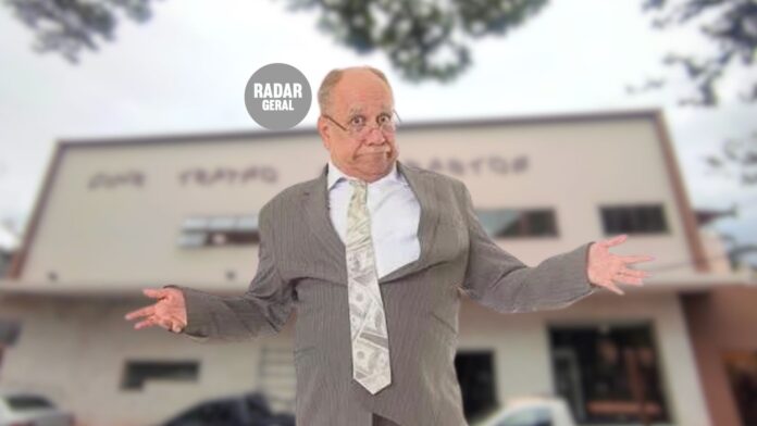 Saulo Laranjeira, conhecido por ‘A Praça é Nossa’, apresenta espetáculo em Itabirito Saulo Laranjeira, conhecido por ‘A Praça é Nossa’, apresenta espetáculo em Itabirito