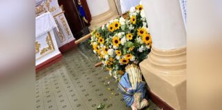 Jovem é preso após chutar imagem de Nossa Senhora do Rosário em igreja de MG Jovem é preso após chutar imagem de Nossa Senhora do Rosário em igreja de MG