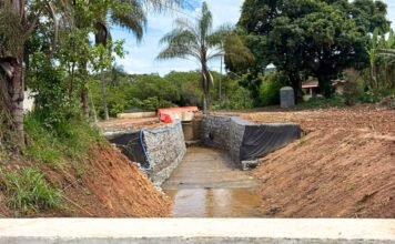 Ouro Preto reforça margens de córrego para proteger pontes contra erosões no Maracujá Ouro Preto reforça margens de córrego para proteger pontes contra erosões no Maracujá