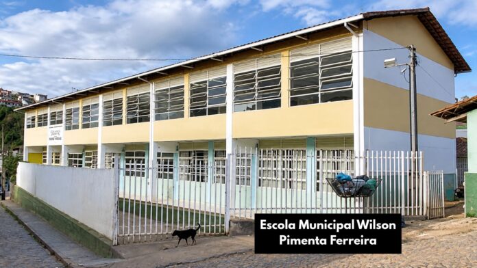 Mariana investe R$ 11,5 milhões na reforma e ampliação de cinco escolas municipais Mariana investe R$ 11,5 milhões na reforma e ampliação de cinco escolas municipais