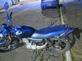 Itabirito: moto furtada é encontrada danificada no Capanema Itabirito: moto furtada é encontrada danificada no Capanema