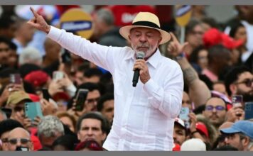 Lula é reeleito Lula é reeleito